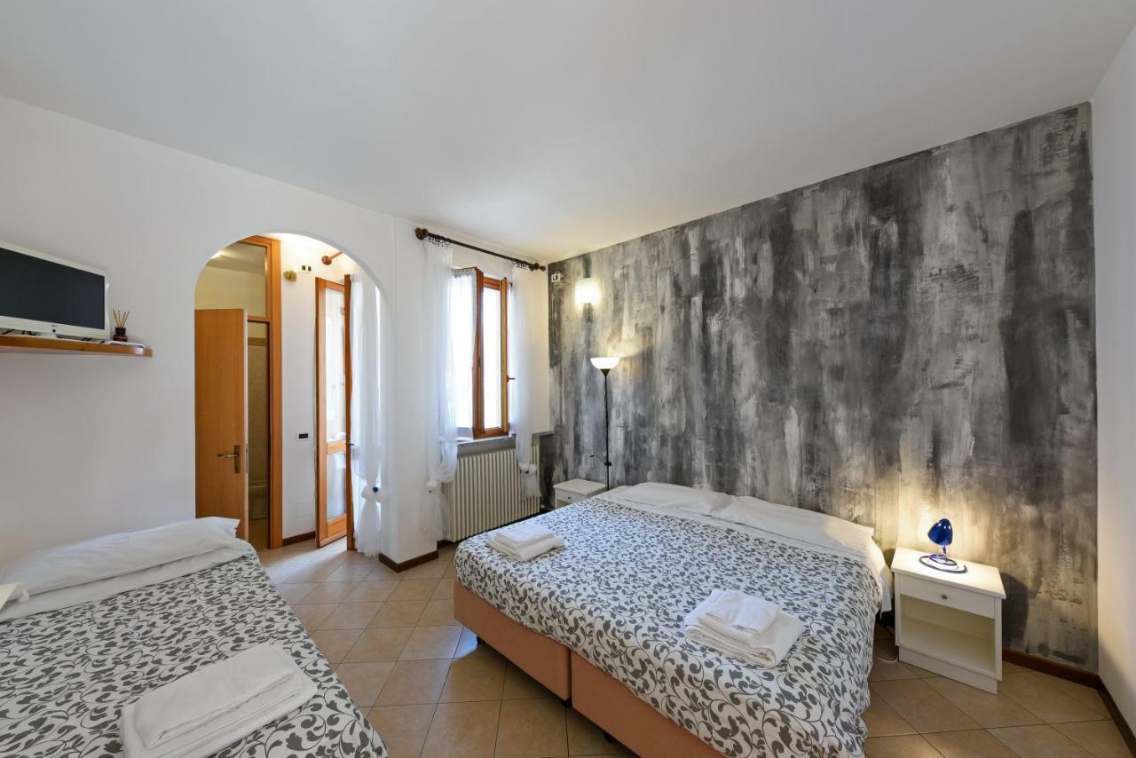 Locanda Dell'Era Bed & Breakfast Dorio ภายนอก รูปภาพ